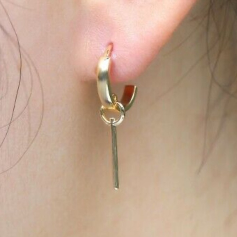 NEW 18k gold plated unique earrings